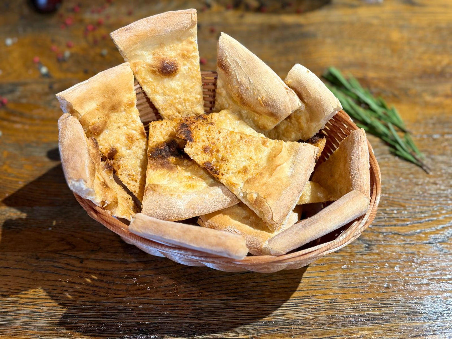 Focaccia cu oregano